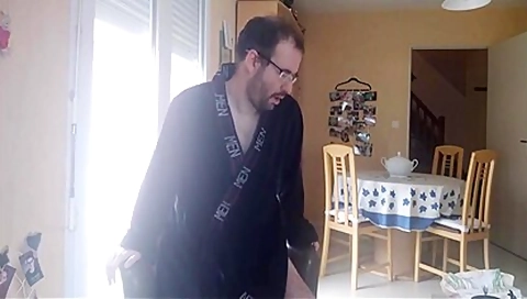 Sylvanus Est En Chaleur, Car Il Na Pas Trouve Dhommes Disponible Pour Soccuper De Step son Cul Tout De Suite 34 Min - Teaser Video