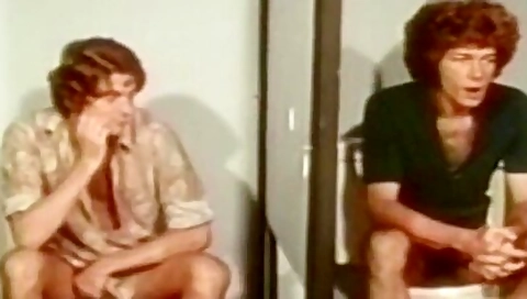 Vintage XXX Videos (1037)