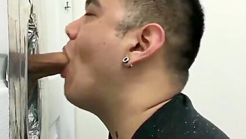 Juicy Uncut Latino Visits The Gloryhole