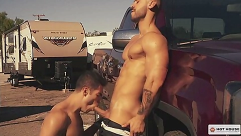 Bareback Ass Fuck With And - Arad Winwin And Cazden Hunter